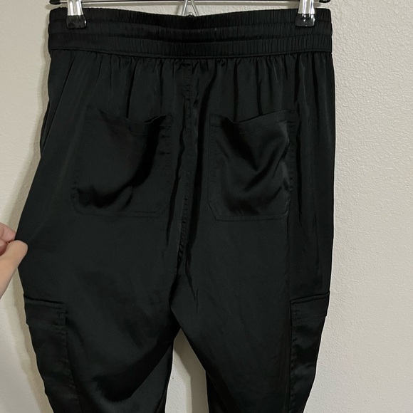 Hollister Satin Cargo Jogger Pants - Picture 6 of 6